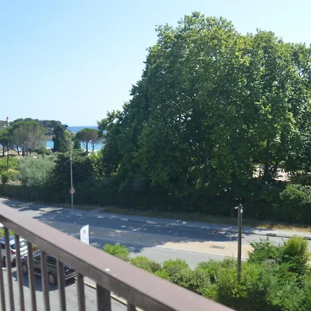 Studio Agay, 1 Piece, 2 Personnes - Fr-1-226A-96 Saint-Raphaël